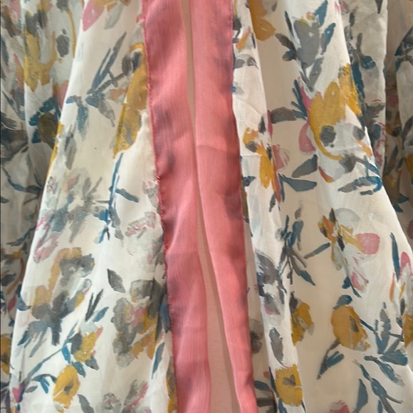 Floral Kimono Robe with Pink Trim - Picture 3 of 6